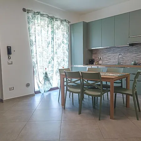 Da Un Amico, Relax E Design A Sambuceto Lägenhet