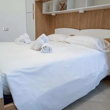 Da Un Amico, Relax E Design A Sambuceto Lägenhet